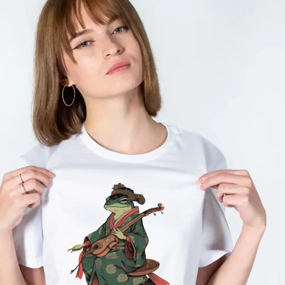 Women's T-shirt Geisha