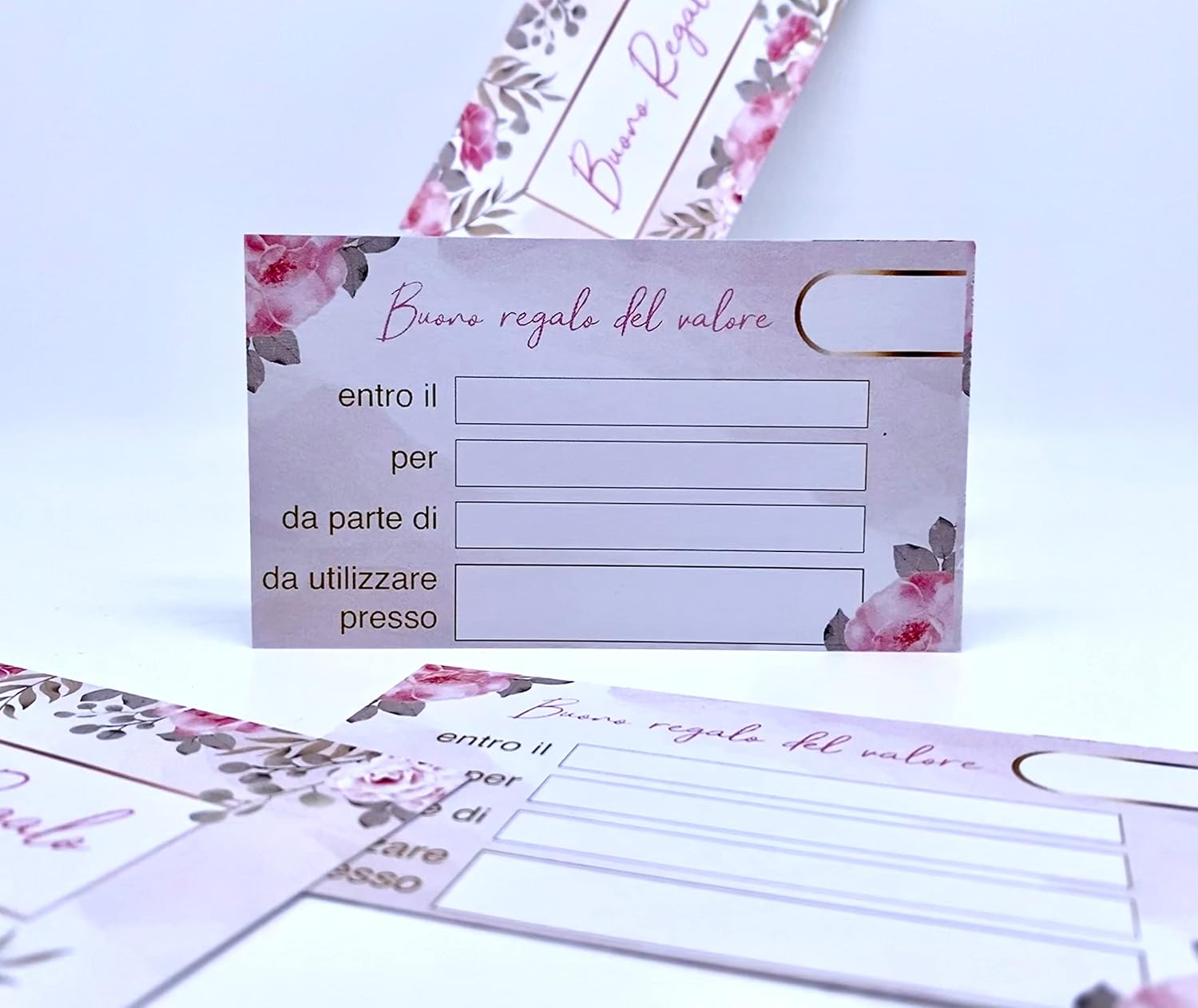 Buoni regalo gift card nero e oro — 3