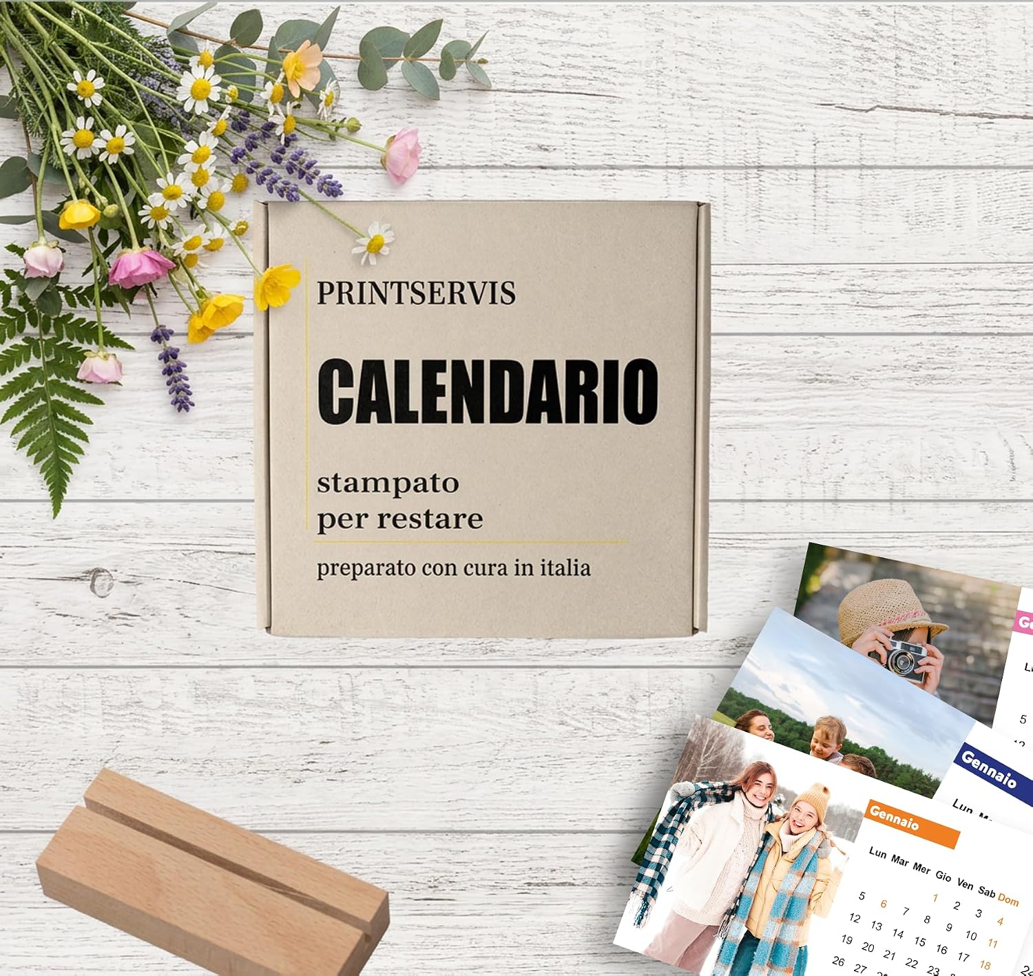 Calendario da tavolo 2027 base in legno 15x9,5, minimal — 5