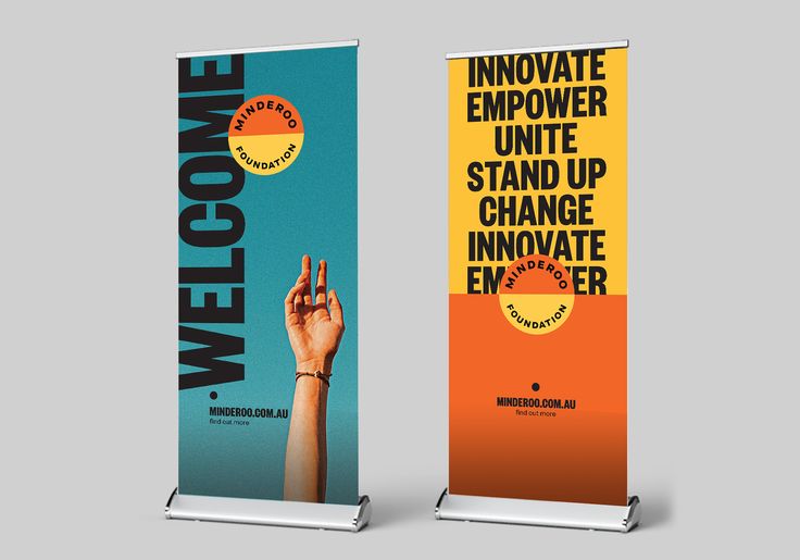 Roll Up Banners (Big Base)