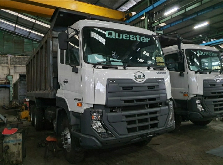 Jual Trucks UD Trucks Quester