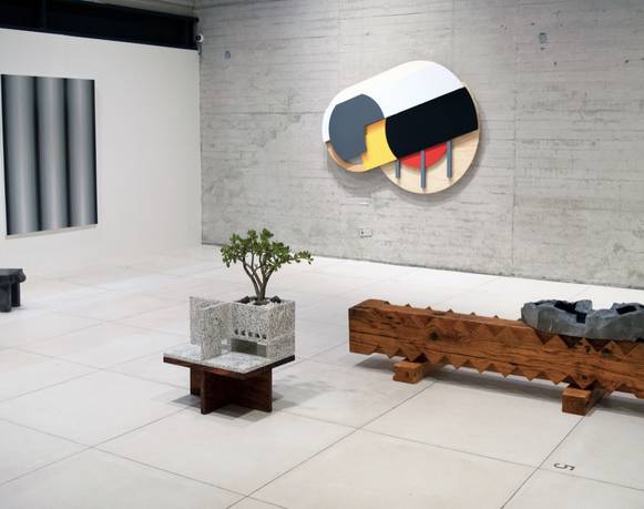 Nada existe si no a través de las manos