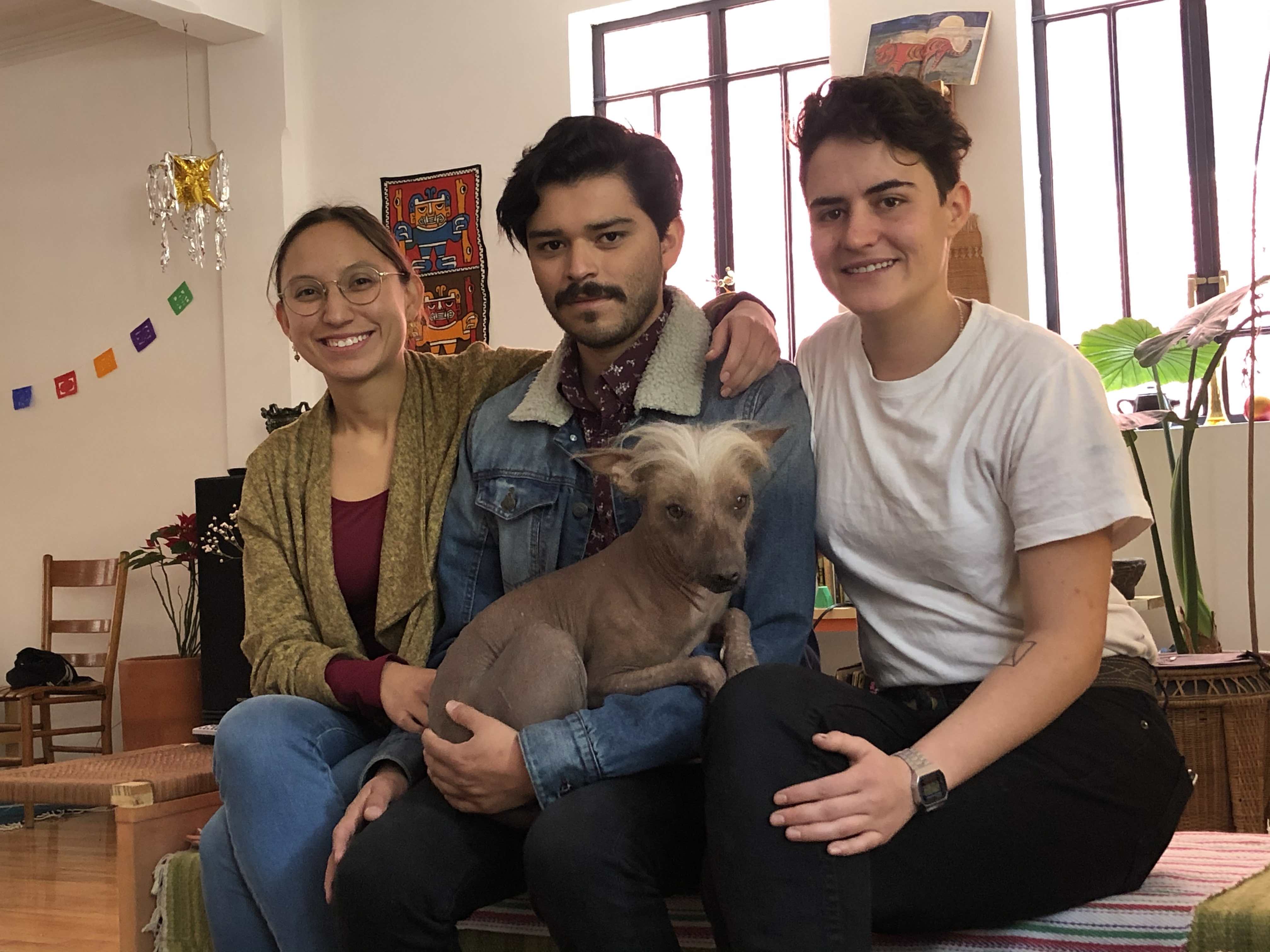 Fernanda Itzel González, Mario Rodríguez Jaramillo y Ana Segovia, Ciudad de México, enero 2020. Foto: Sandra Sánchez