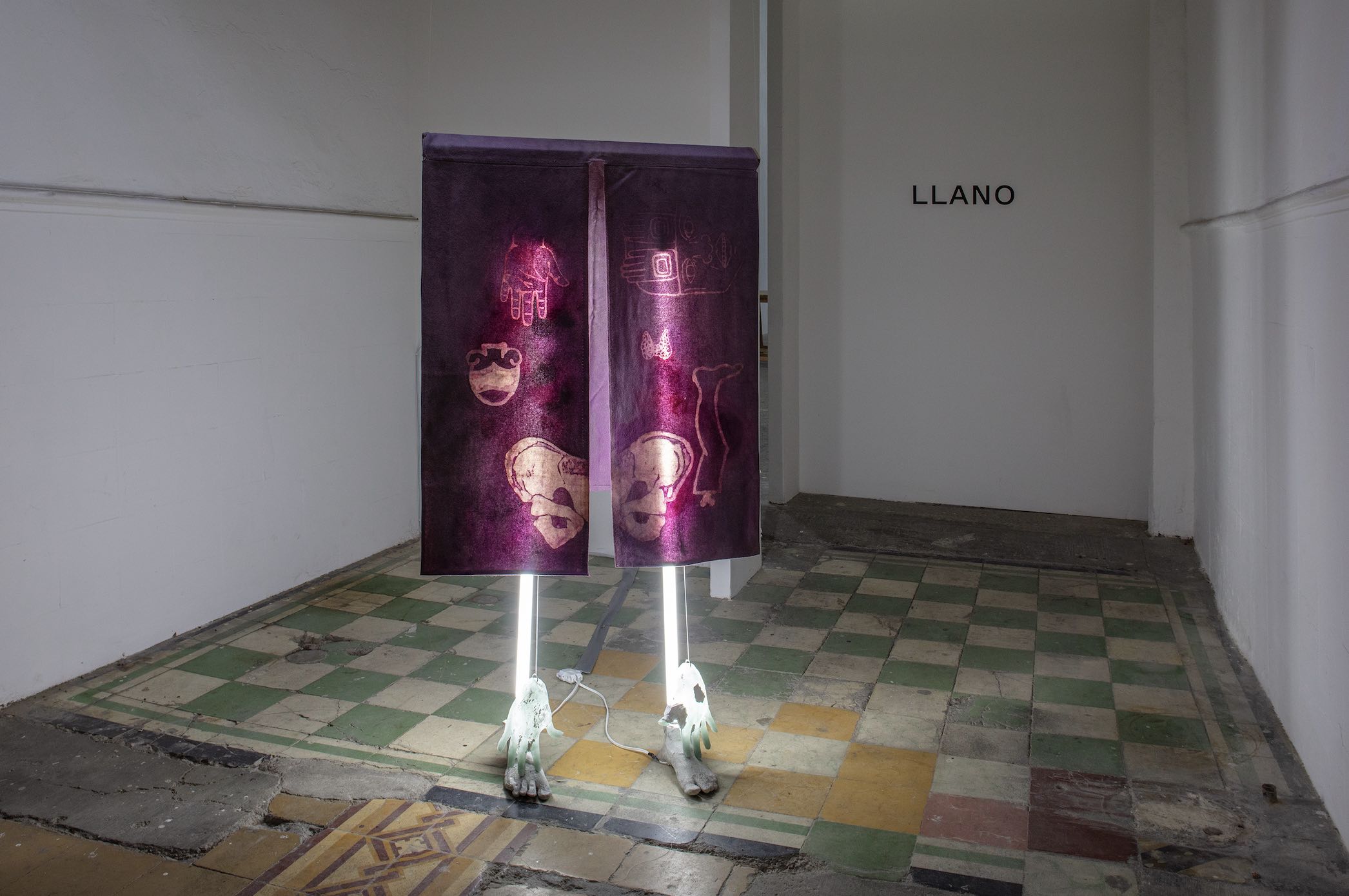 María Sosa, El otro lado de uno mismo, 2022, LLANO. Courtesy of the artist and LLANO. Photo: WhiteBalanceMX