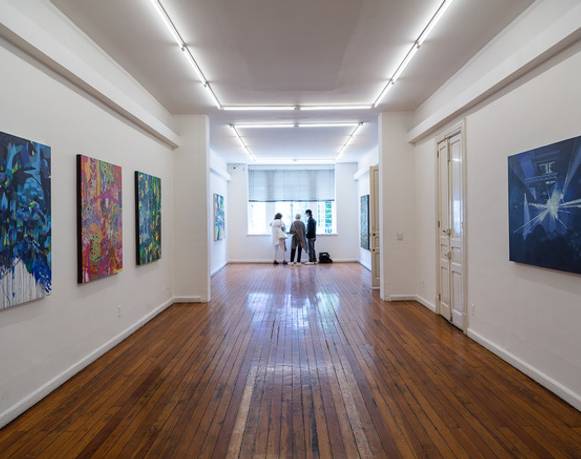 Diseño gráfico y pintura en la carrera de Miguel Ángel Cordera