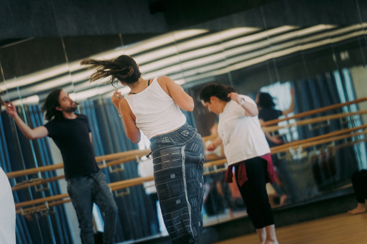 Ecstatic Dance: libérate en movimiento 