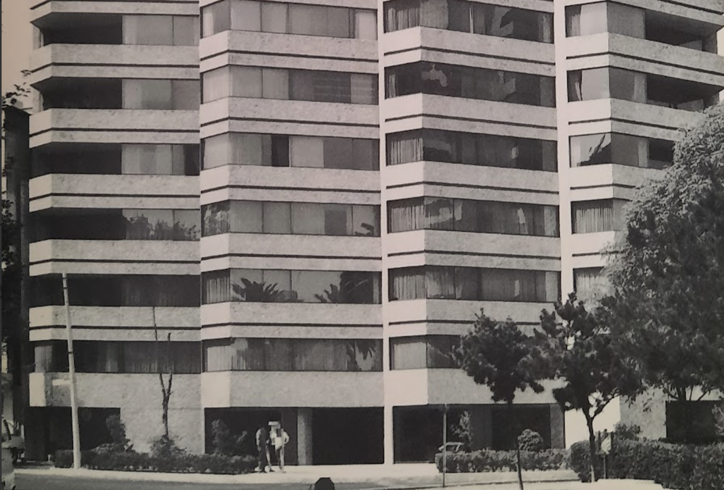 Derivas de Arte y Arquitectura. Obra pública y vivienda colectiva de Abraham Zabludovsky 
