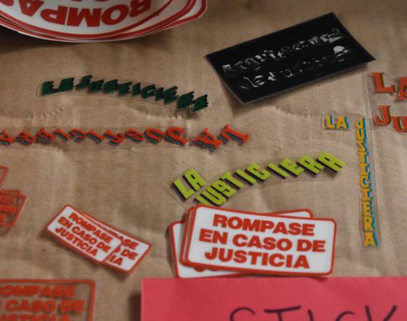 Taller Justicia y Trauma a través del Sticker