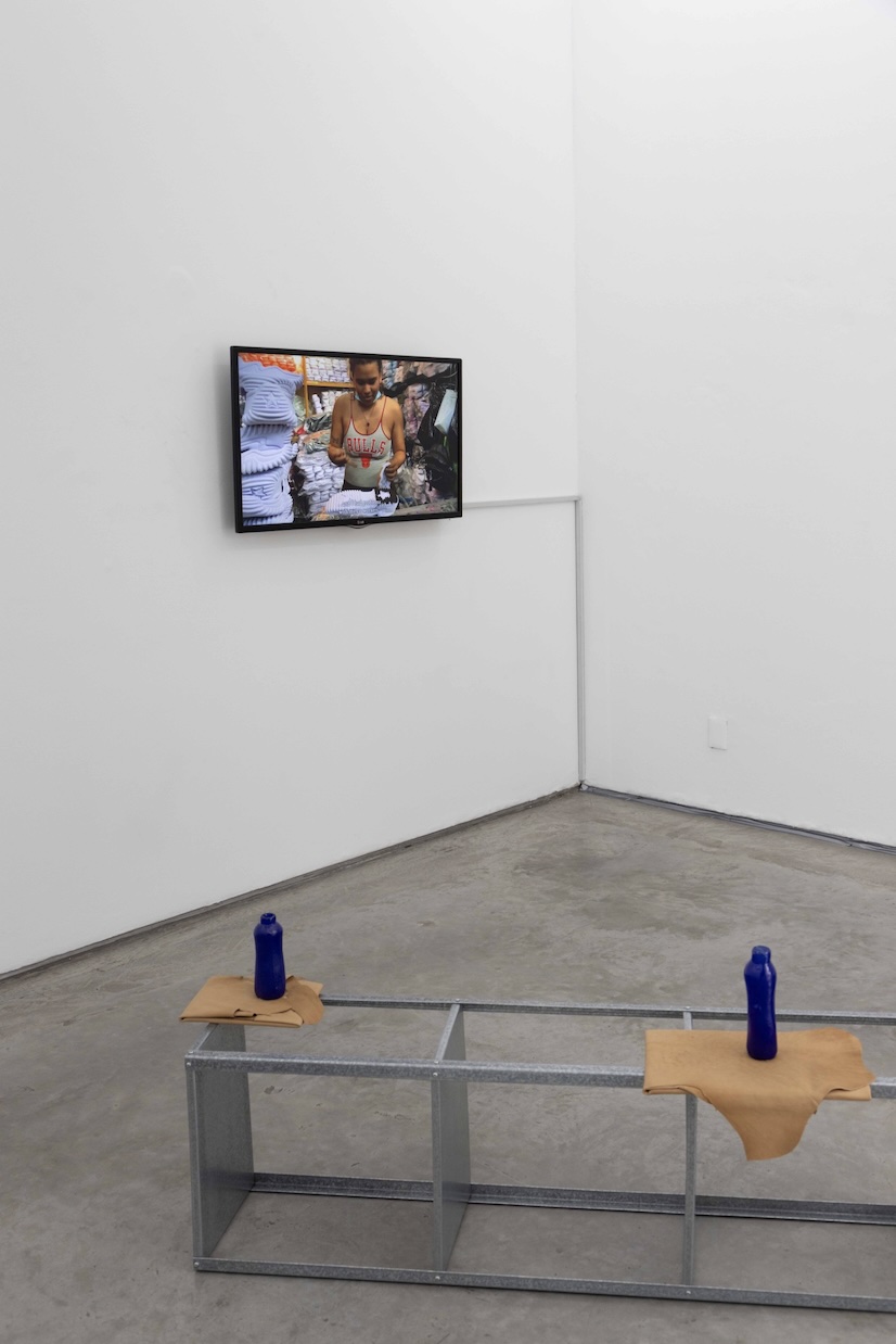 Jimena Chávez Delion, ‘Aferrarse a los márgenes’, exhibition view. Courtesy of the artist and Galería Enrique Guerrero 