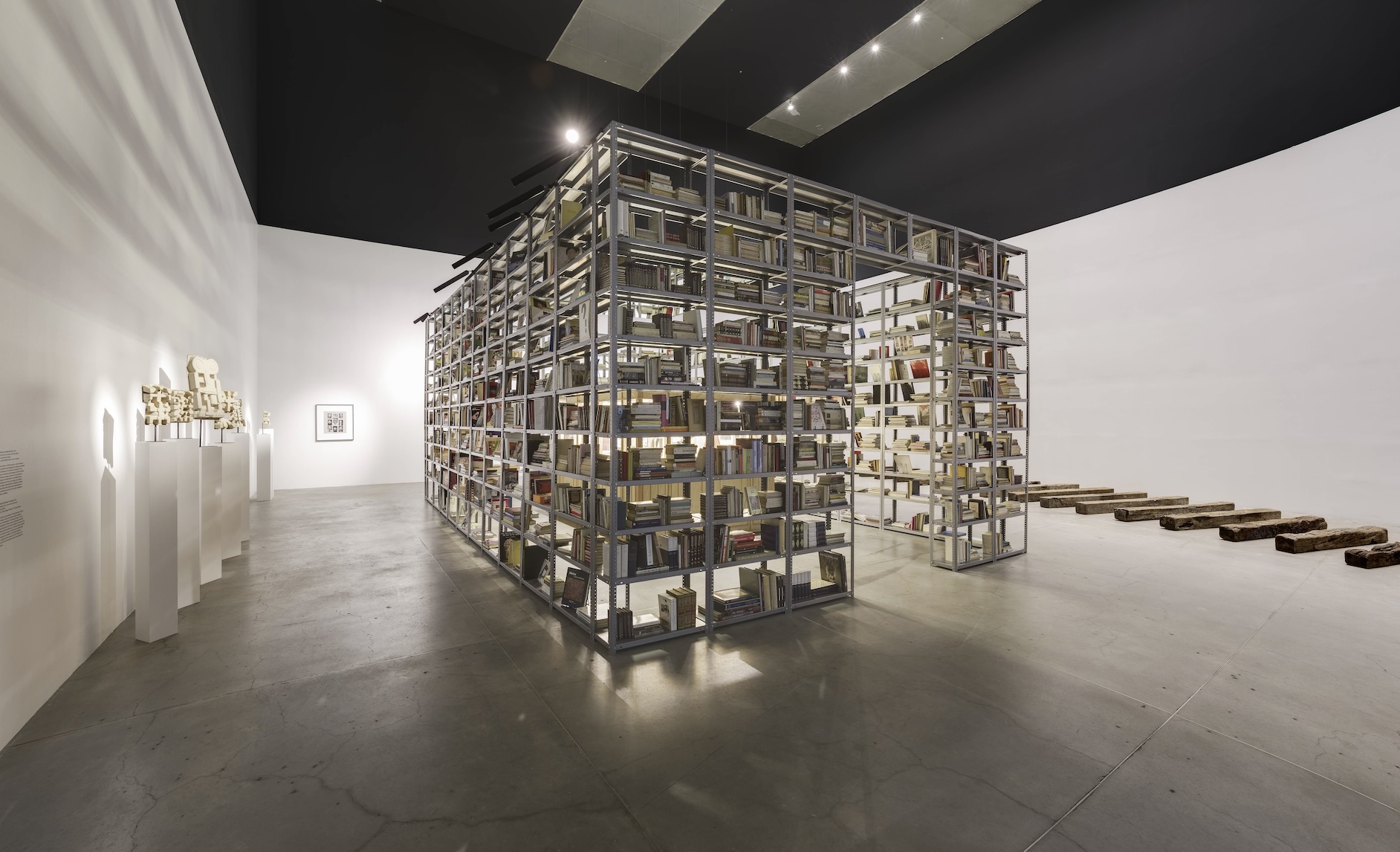Reparaciones visibles: Kader Attia en el MUAC