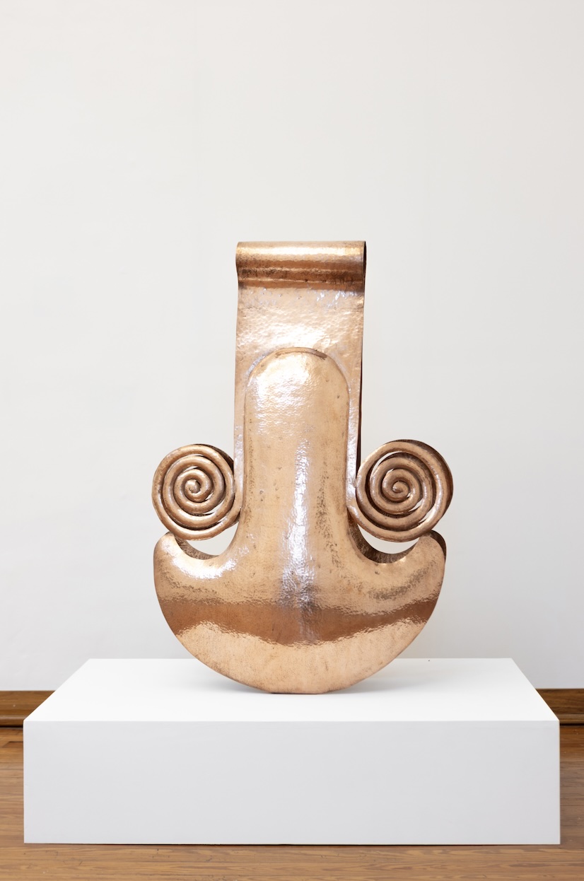 Ana Pellicer, Pinzas Tarascas, 2024, Hammered copper, 150 x 130 x 100 cm. Photo: Roberta Cornew. Courtesy of MASA