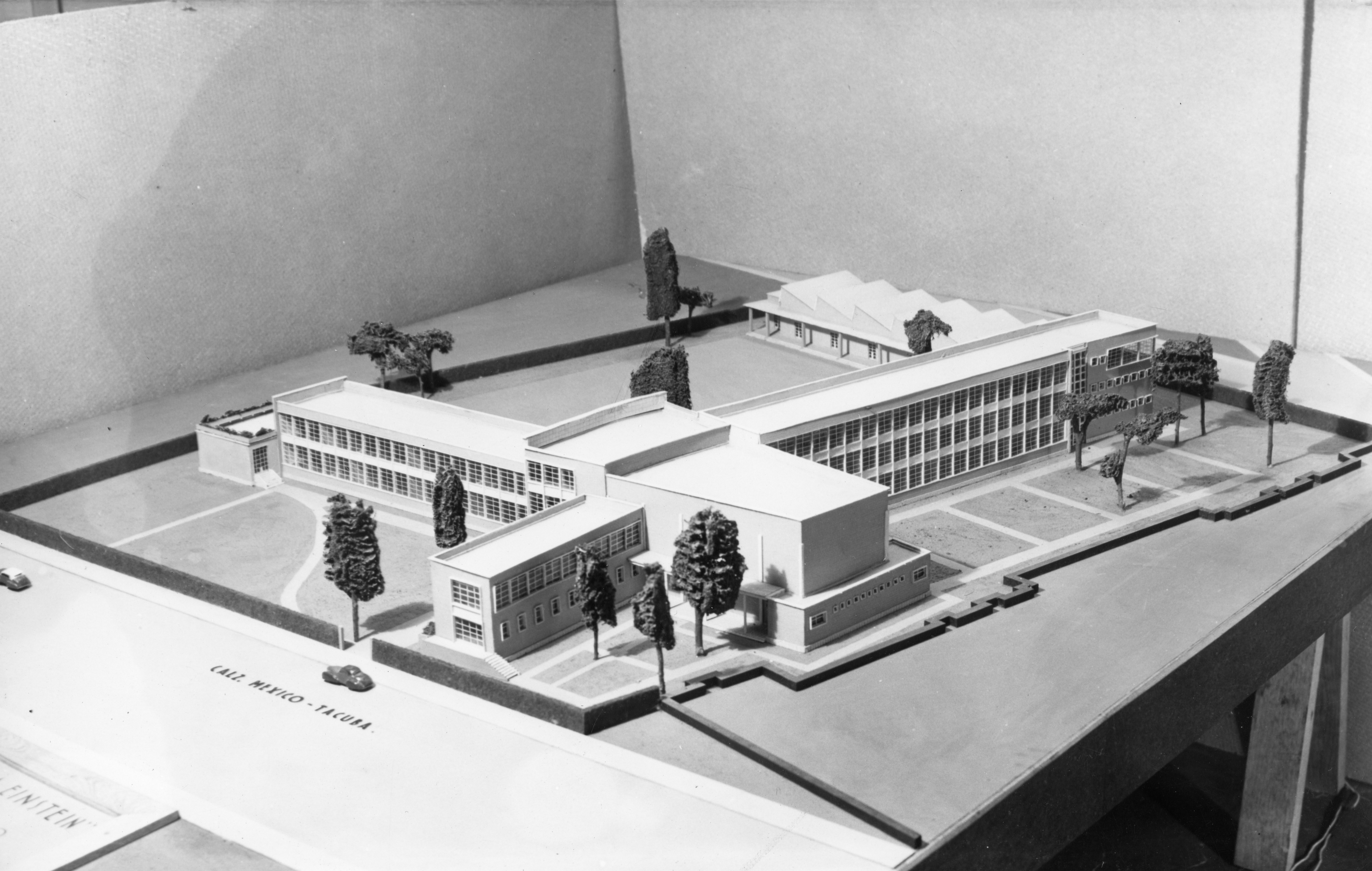 Vladimir Kaspé: Architecture as a whole