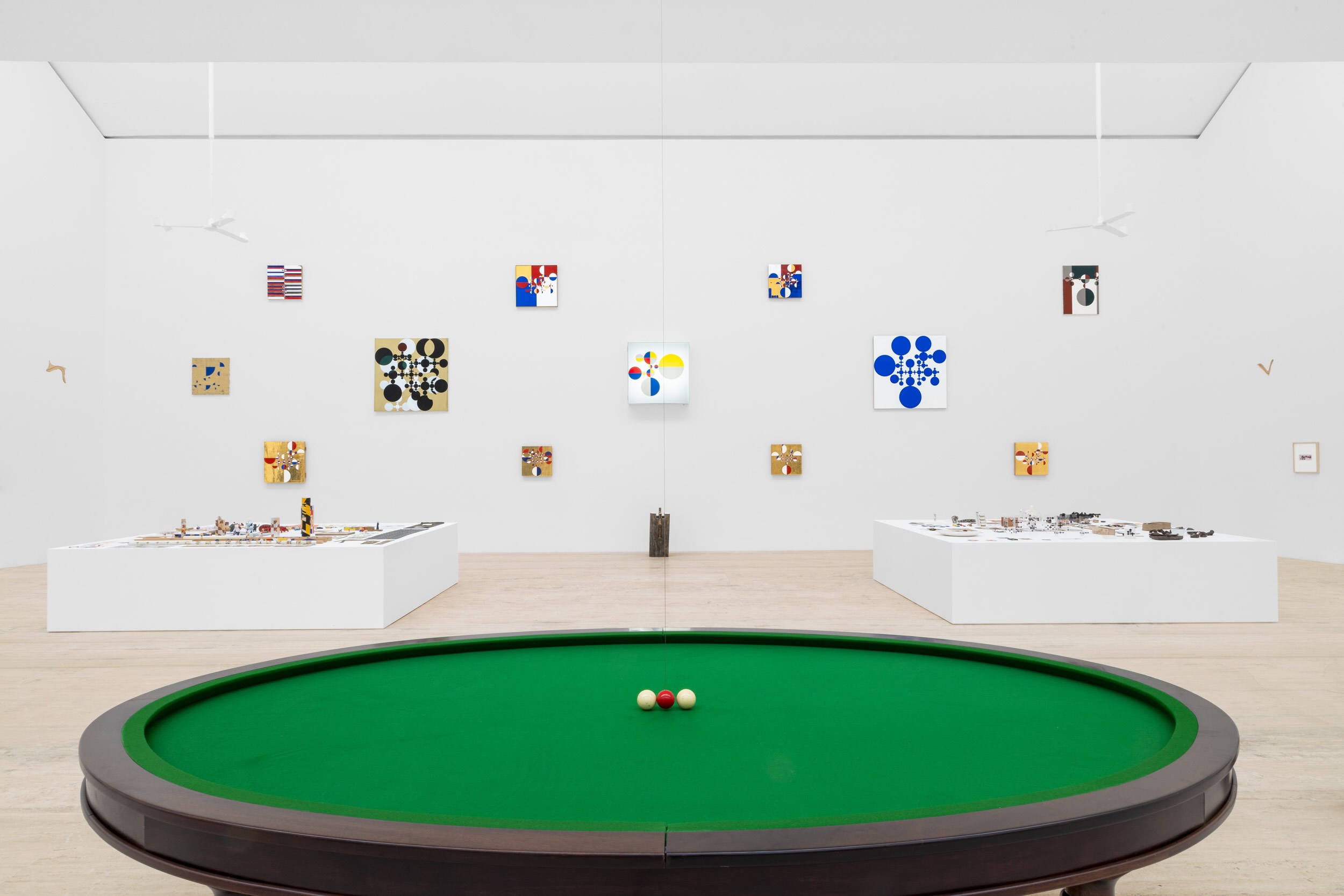 Correspondencia sobre 'Politécnico nacional' de Gabriel Orozco en el Museo Jumex