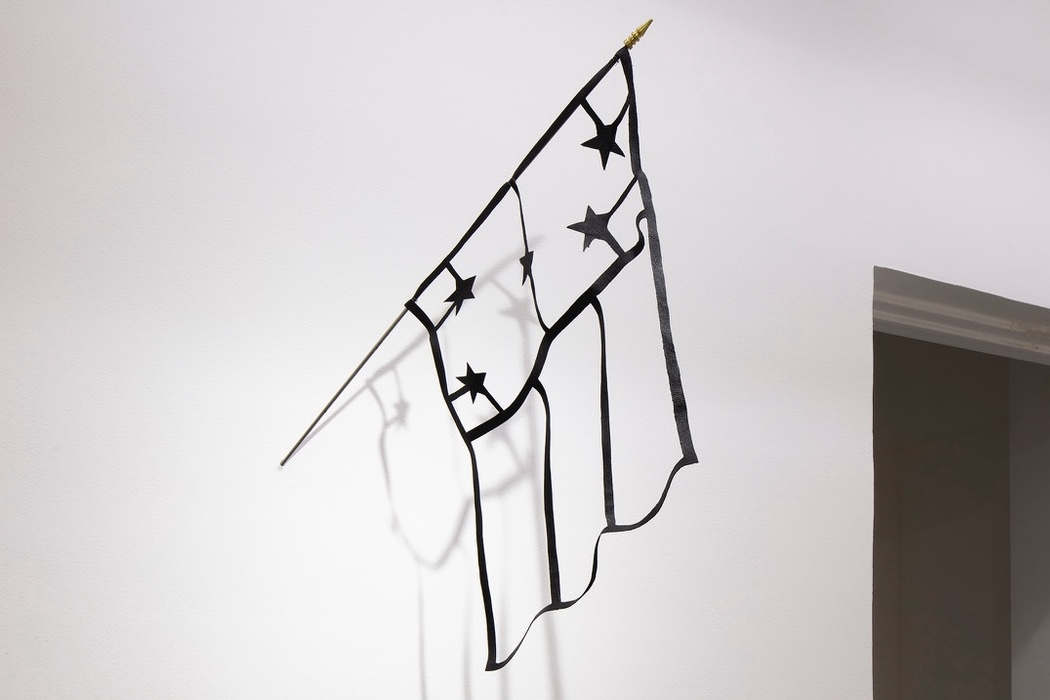 Self-managed practices: art outside the center