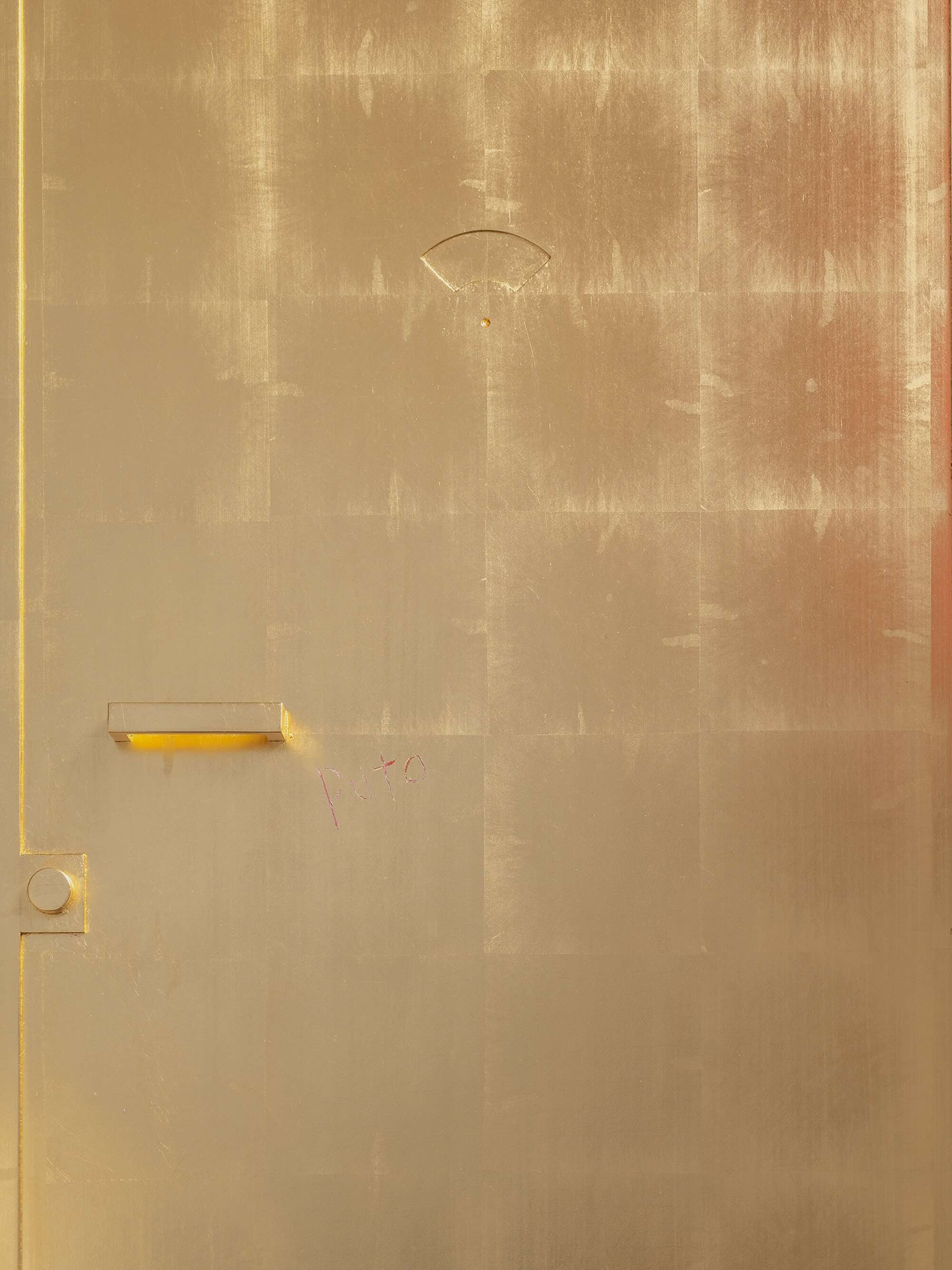 Pudor espiritual, Aldo Álvarez Tostado, Casa Cristo, Guadalajara. Cortesía del artista. Foto: Agustín Arce