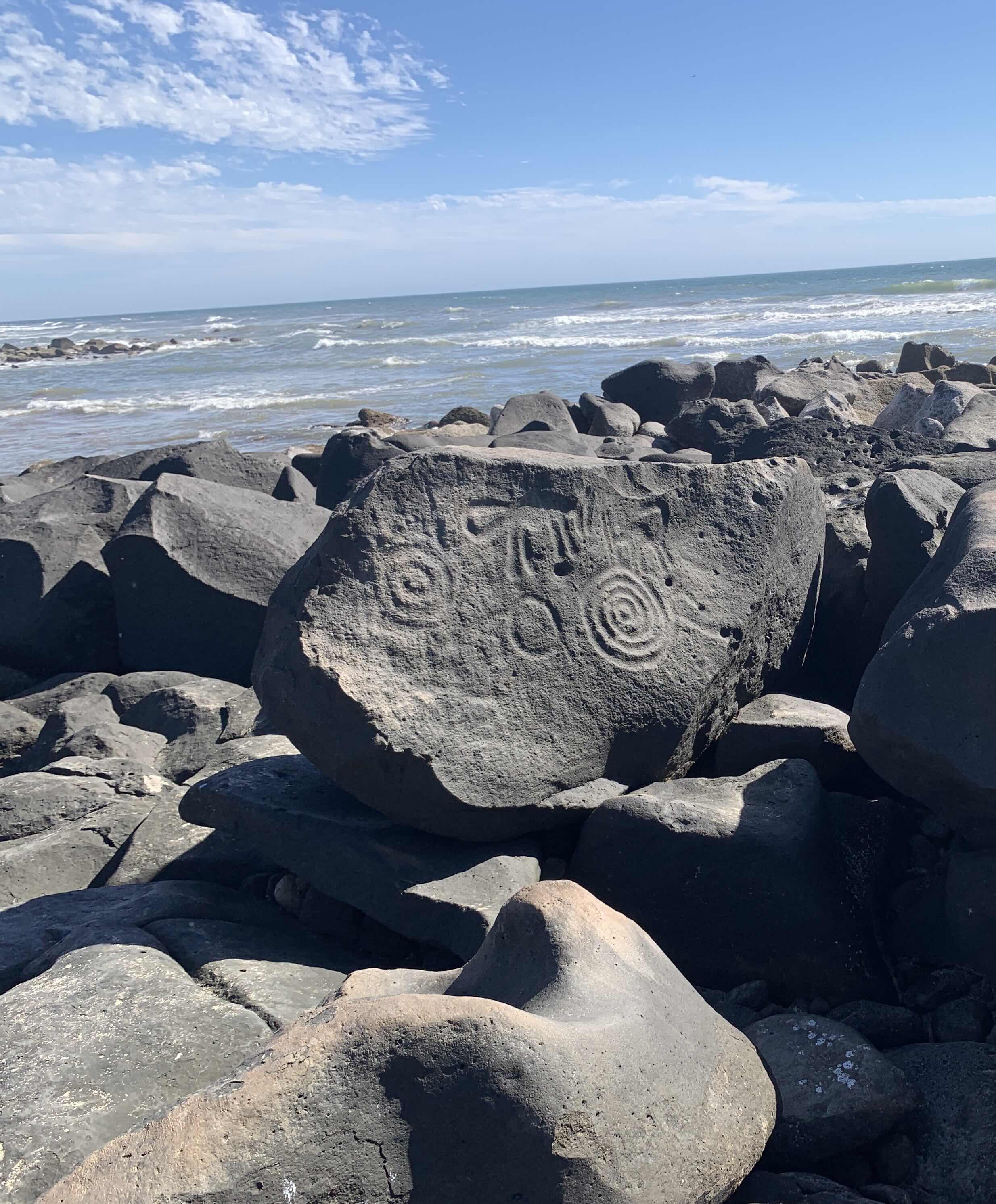 Petroglyphs in Las Labradas, Sinaloa. Photograph by Cynthia Gutiérrez.