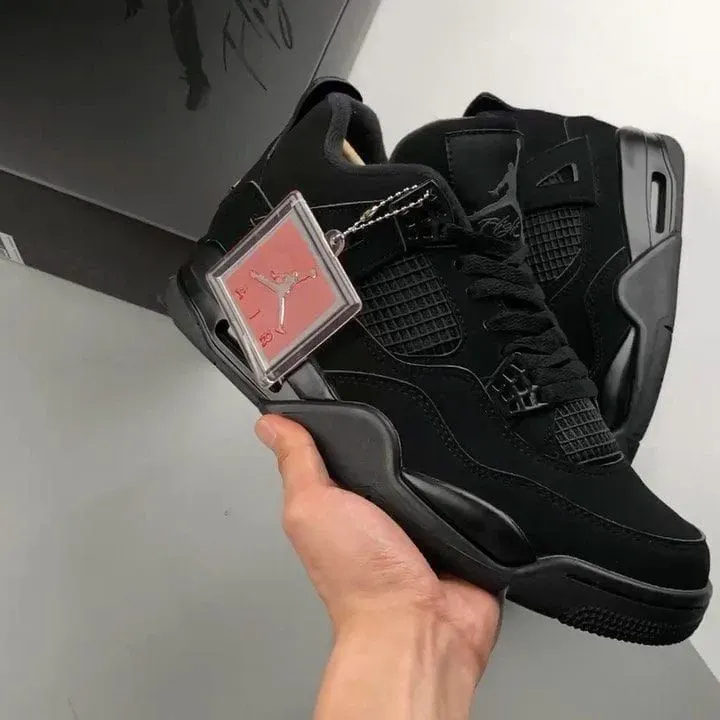 AIR JORDAN 4 BLACK CAT 