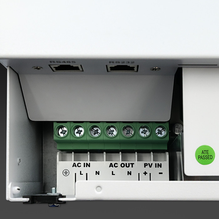 Qoltec Hybrydowy inwerter solarny Off-Grid 3500W | 100A | 24V | MPPT | BMS | opcja Wi-fi |Sinus | Power factor 1.0 - zdjęcie 9