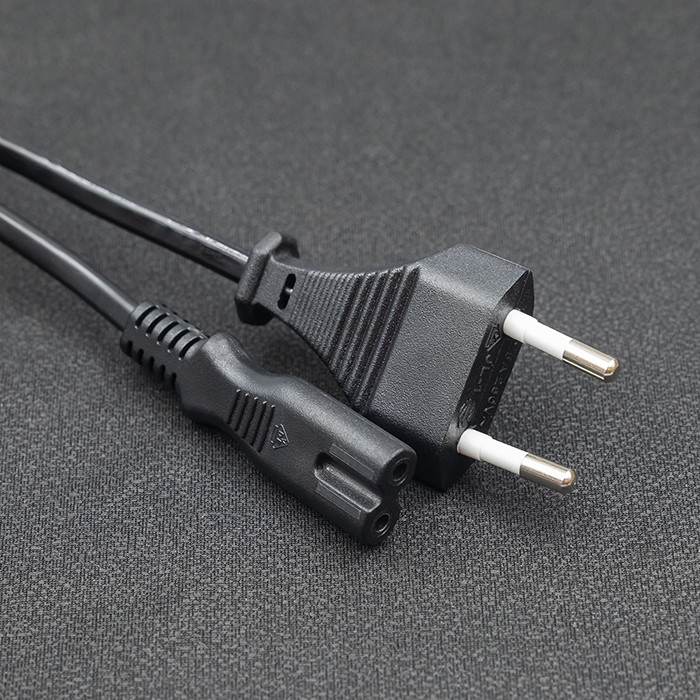 Qoltec Kabel zasilający IEC C7 / CEE 7/16 | ósemka | 2x0.5mm² | 1.4m - zdjęcie 2