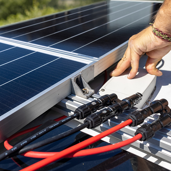 Qoltec Zestaw narzędzi solarnych kompatybilnych ze złączami MC4 | Zaciskarka + Automatyczny ściągacz izolacji - zdjęcie 8