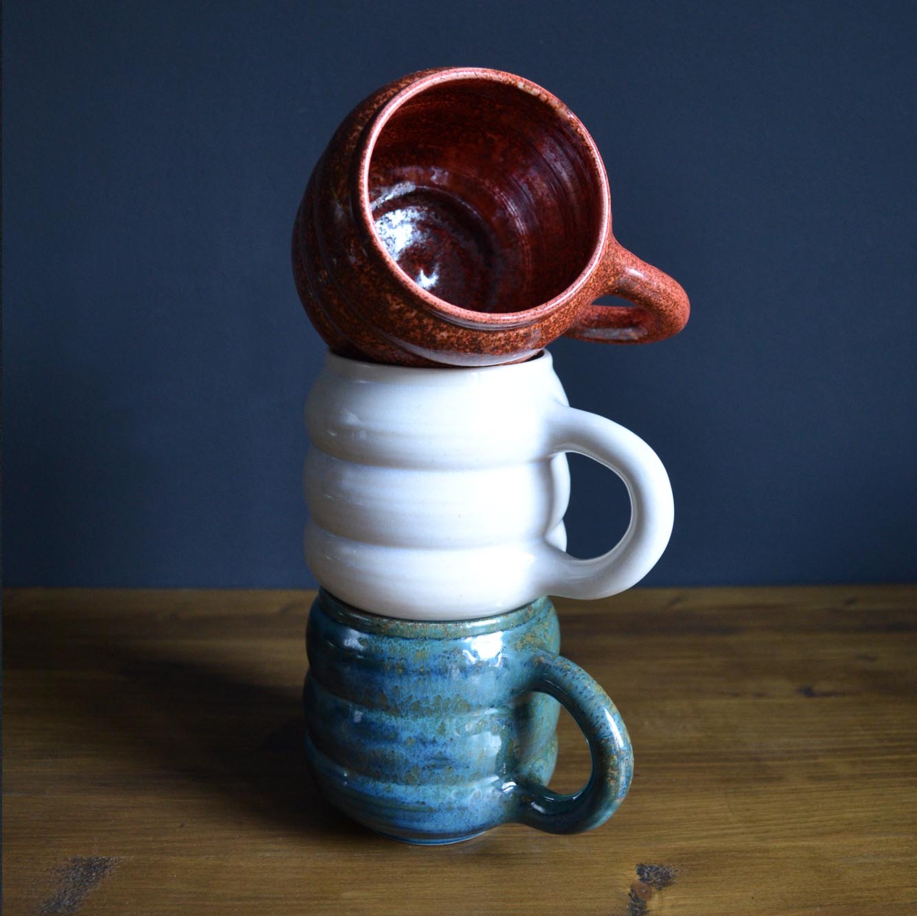 Wobbly terracotta mug