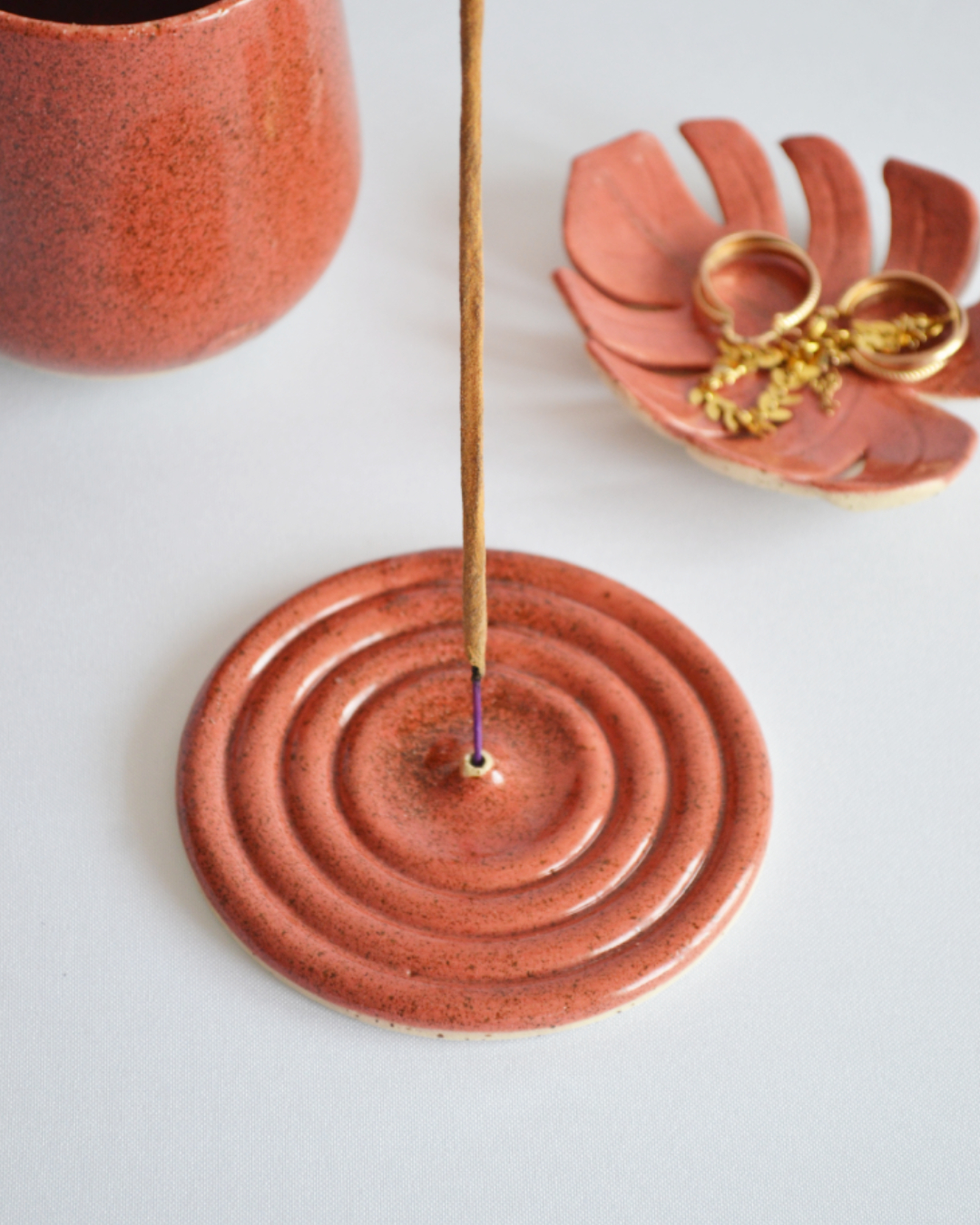 Wave Incense Holder in Coral