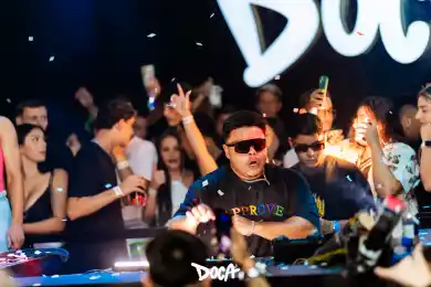 b4ffc5de-a9a6-4286-b639-201170c44ca2.webp