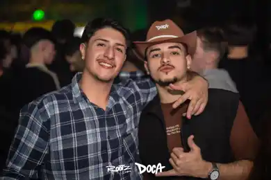 5744bd82-8f77-4ede-a771-029a3c040836.webp