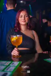 d27b0b5a-38e8-4938-8e51-f13c6bc05031.webp