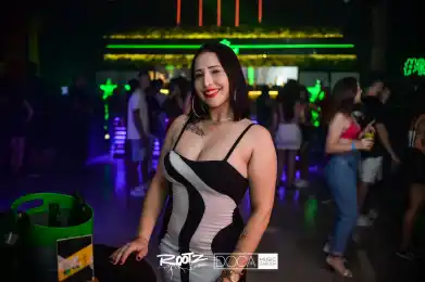 f725d205-7b8c-4b89-a0eb-d65718ae0990.webp