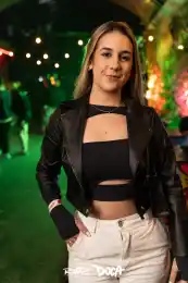 88960d35-83f5-43df-8f3a-8a88a3682899.webp