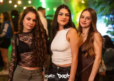 1c5bebf9-f762-49c8-a834-7826a7821ecf.webp