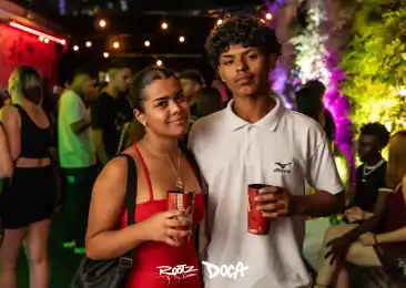 8b903811-8e1b-488c-804f-4de687bc45bb.webp