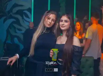 0a0243d8-86cb-46a2-81fe-823dcac74fe7.webp