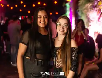 35774db8-edaf-4b88-ba63-6d831549fcf8.webp