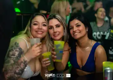 a3f7beed-e48a-4f3b-9a85-412974af5e1c.webp