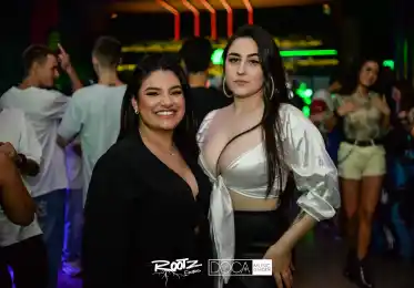 df7b2f8c-a9ba-4bda-8c0a-ec3cbbde4445.webp