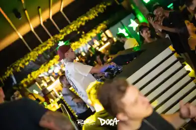 a07098b2-0df9-4cde-a5d0-6a77e78addd2.webp