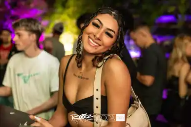 a7dbdeb6-dcd9-4123-875d-fb7398cba2a4.webp