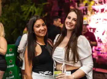 fc6e8885-6de8-423f-87cc-b7fbc1c0b41c.webp