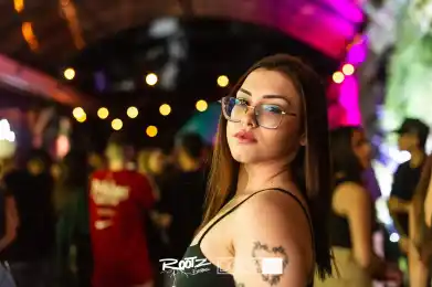 864e9c3d-8d70-412d-9582-f78aa647aad9.webp