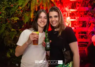 7f5d39a1-ba53-4102-bbef-74c8cd6c4f10.webp