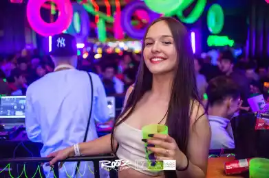 2388c6be-121e-4b35-845c-2782a10c0311.webp