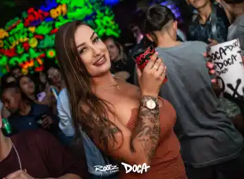 c2385431-a116-4f48-b81e-18c8f0a55df6.webp