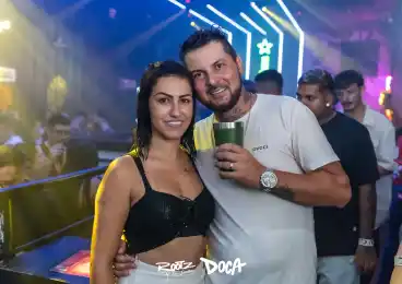 f4fdf53b-b43c-4d03-9bc4-c24400eeb22d.webp