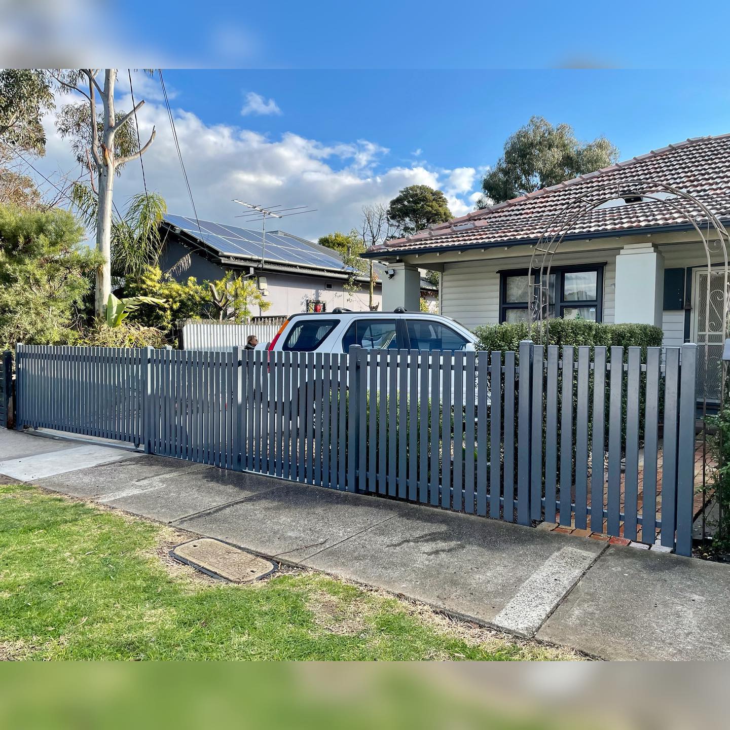 Sliding automatic gate partially open