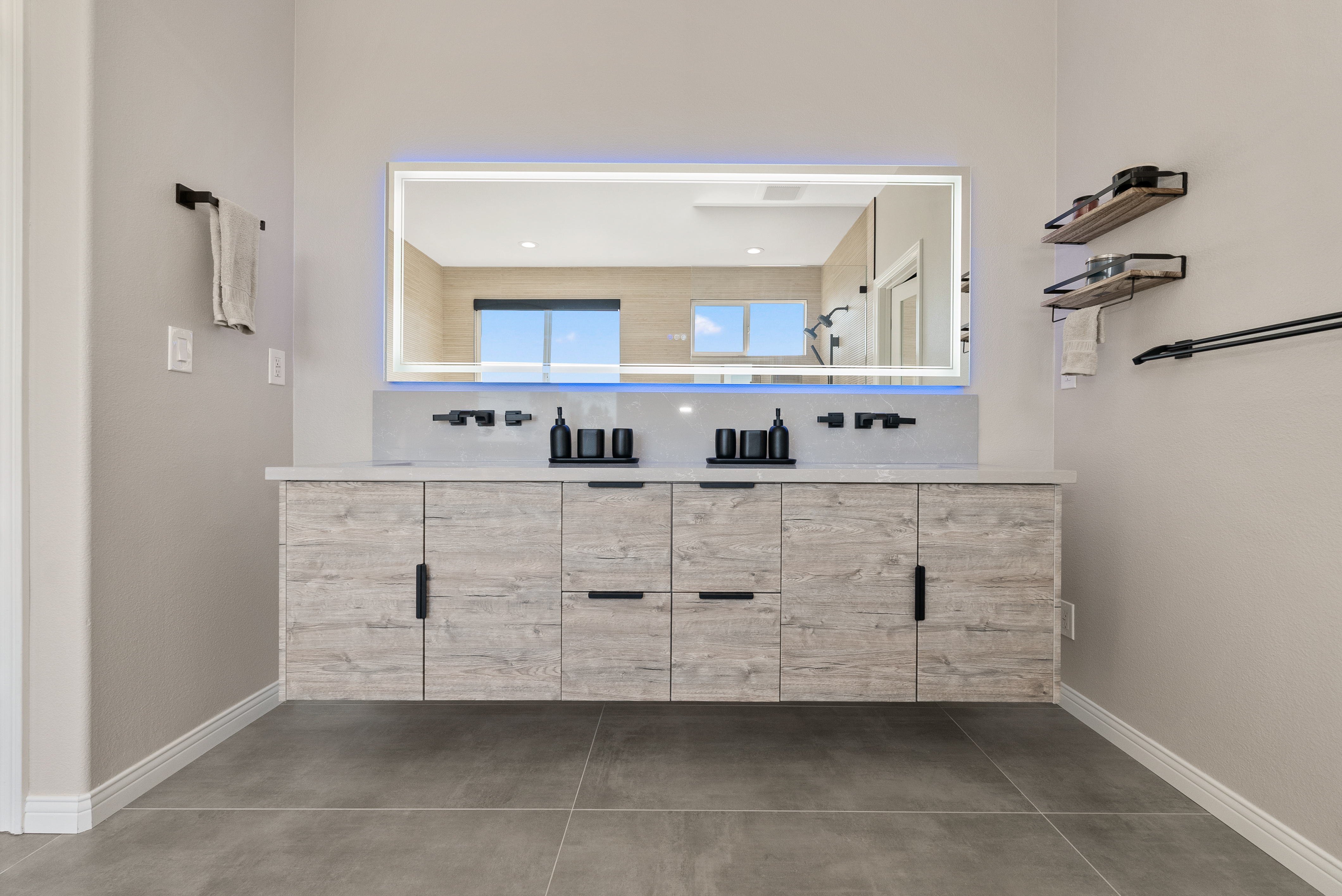 Modern vanity with large mirror