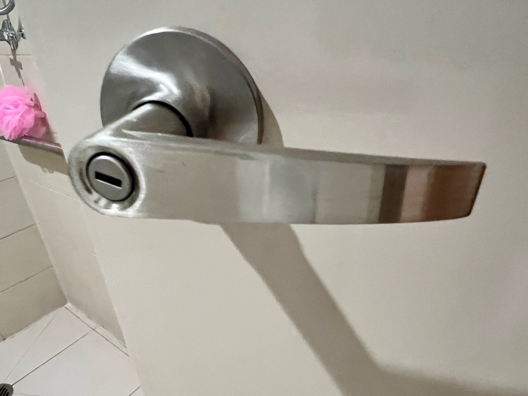 Lock Change in Hastings VIC: A Seamless Transformation by Unlock Master Locksmiths 4 Metallic privacy lever handle on a bathroom door