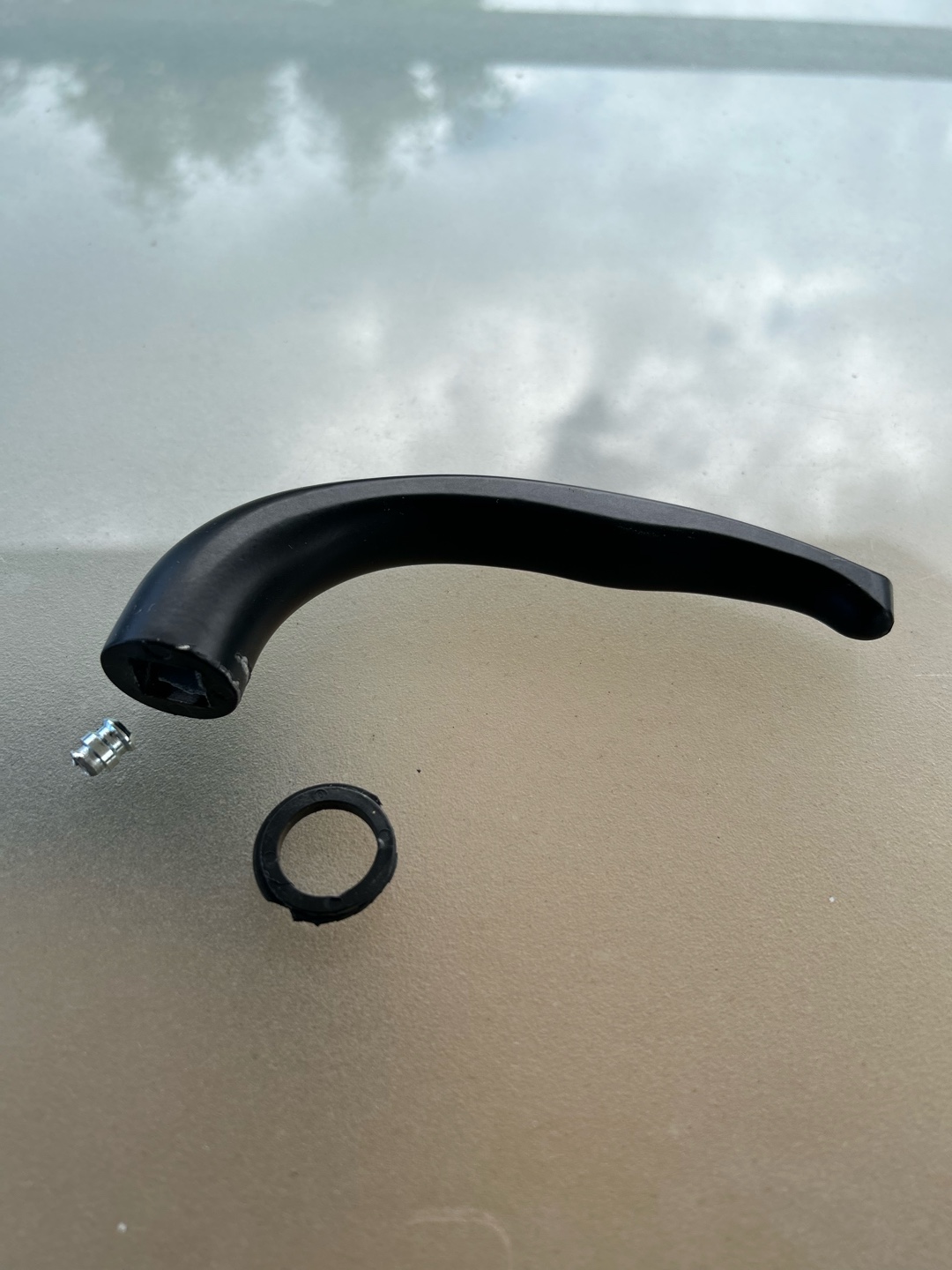 Components of broken door lock handle