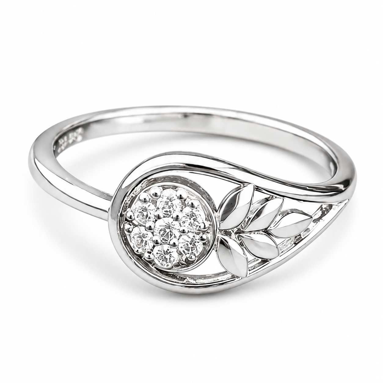 Elegant Sterling Silver Leaf Ring